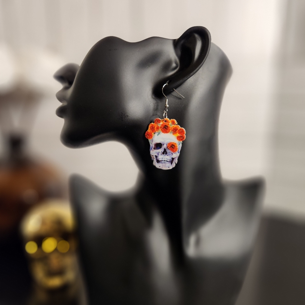 Spooky Skull Novelty Earrings